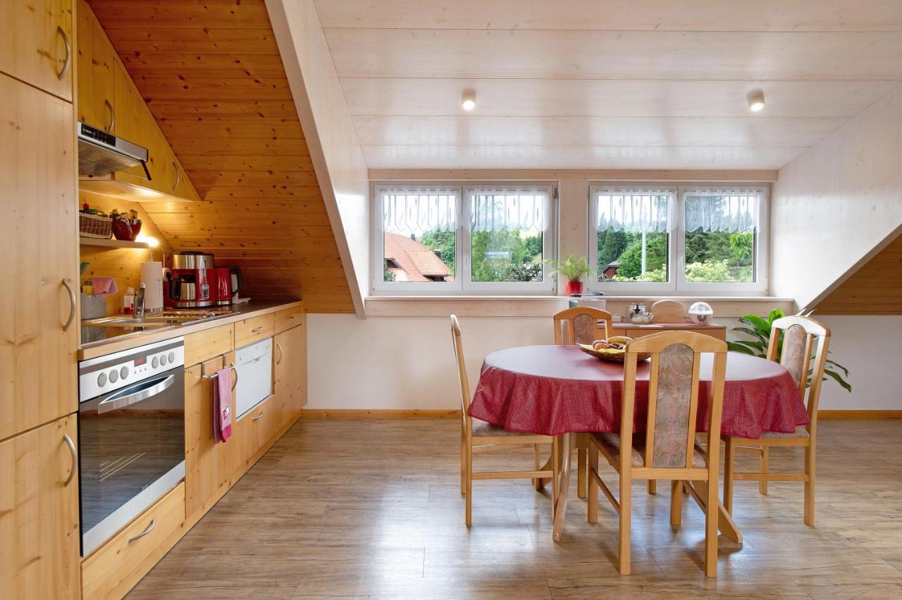 Ferienwohnung Blasi Mit Alpensicht Ibach Bagian luar foto